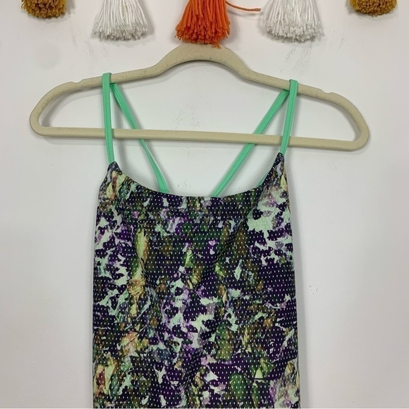 Lululemon Dancing Warrior Tank Floral Sport Pistachio Size 6 - Picture 4 of 11